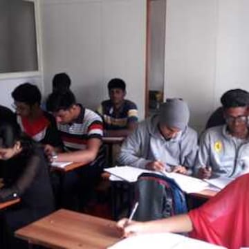 Samruddhi Career Academy Pvt Ltd in Mosque Road Frazer Town