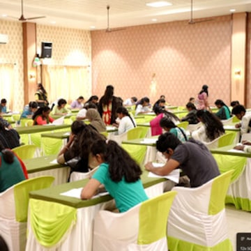 Learn Park Academy in Nallli Hostipal Road Kalukadimedu