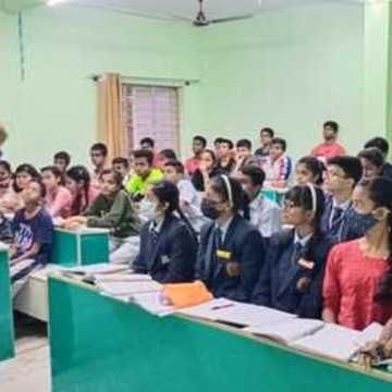 Mmc Kite in Siddhartha Layout