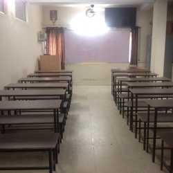 Metro Commerce Classes in Handa Complex Medical Square