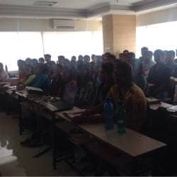 Aakash Institute in Rushiraj Regency Gangapur Road