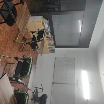 Gurukul Academy in Main Road Lohegaon