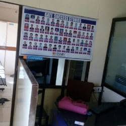 Vision Institute Of Professional Studies in Near Dhosa.com University Road