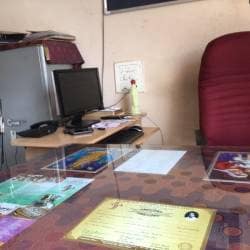 Tutor Joe's in Cherry Road Hastampatti