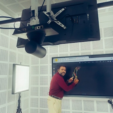 G Stock Academy in Kaipamangalam