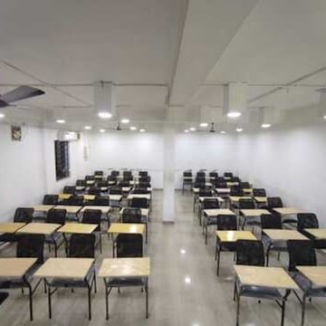 Wincentre Centre For Competitive Exams in P&t Quarters Road Ambady Lane
